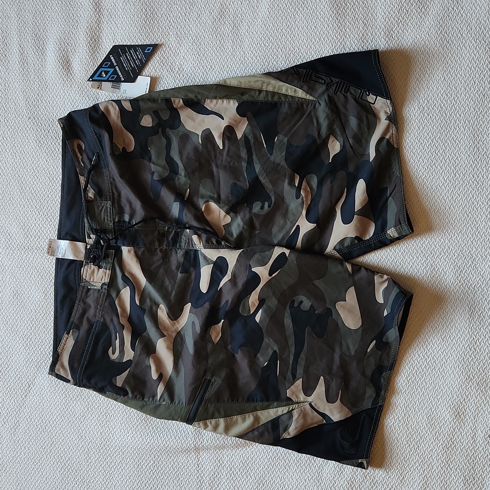 Quiksilver Camouflage Men's Shorts